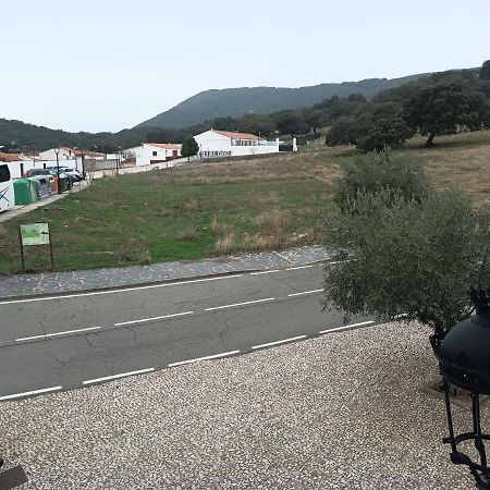 El Corralon De Severo Hinojales Luaran gambar