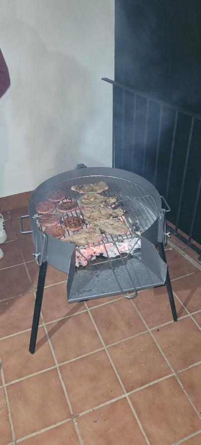 El Corralon De Severo Hinojales Luaran gambar